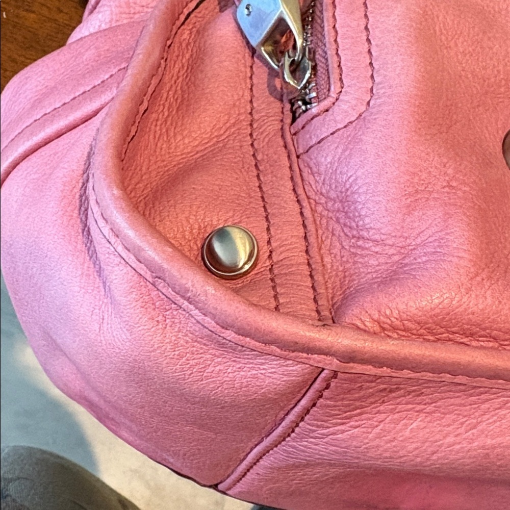 B Makowsky  shoulder bag  satchel smooth leather  faded rose  whip stitch strap - Picture 12 of 17